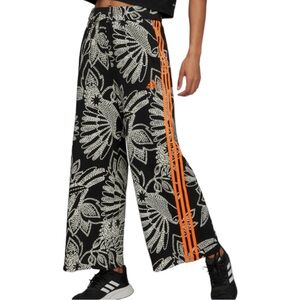 Adidas FARM Rio wide leg joggers women’s size Medium